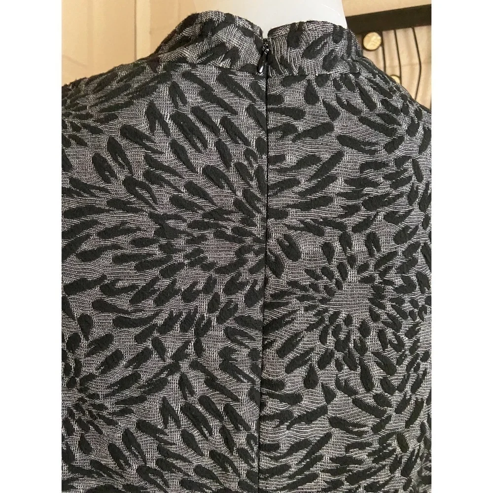 LONDON Times Animal Prints Sleeveless Dress
